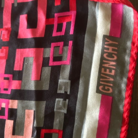 GIVENCHY Vintage 100% Silk Scarf - Picture 7 of 7